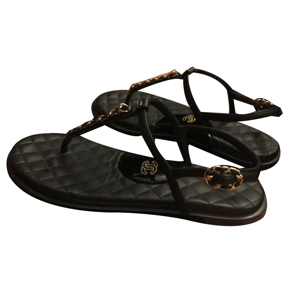 Black Chanel Interlocking CC Logo Leather T-Strap  Chain Detail Sandals - Picture 2 of 11